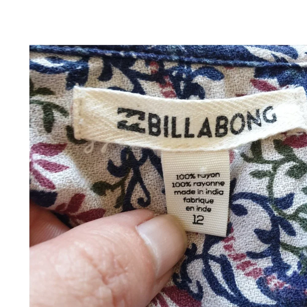 Billabong | Size 12 | 100% Rayon 3/4 Sleeve Wrap Look V-Neck Floral Short Dress - Picture 9 of 9